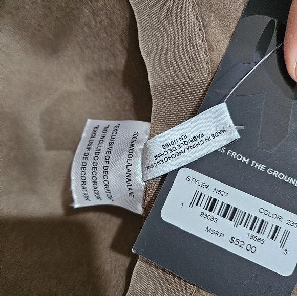 100% Wool hat - Picture 4 of 4